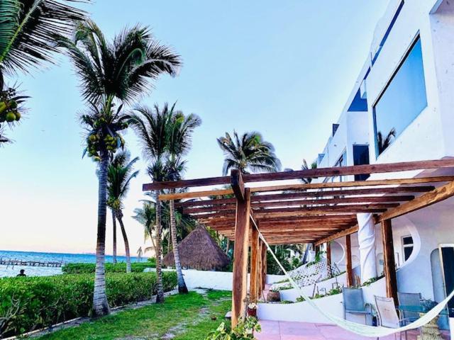 Punta Me Beach Suites Канкун Экстерьер фото
