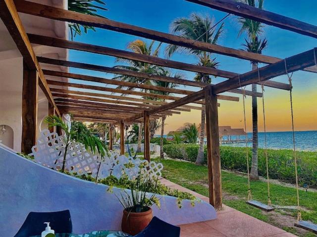 Punta Me Beach Suites Канкун Экстерьер фото