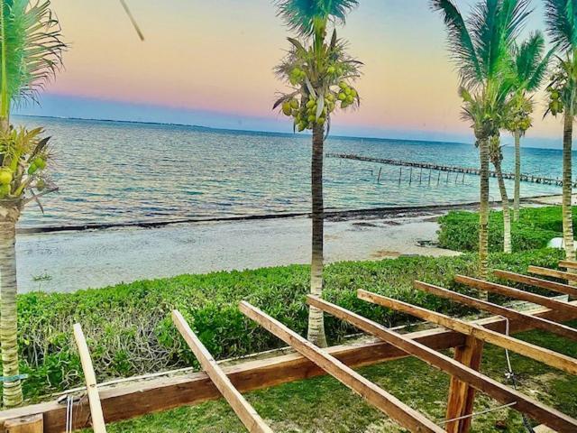 Punta Me Beach Suites Канкун Экстерьер фото