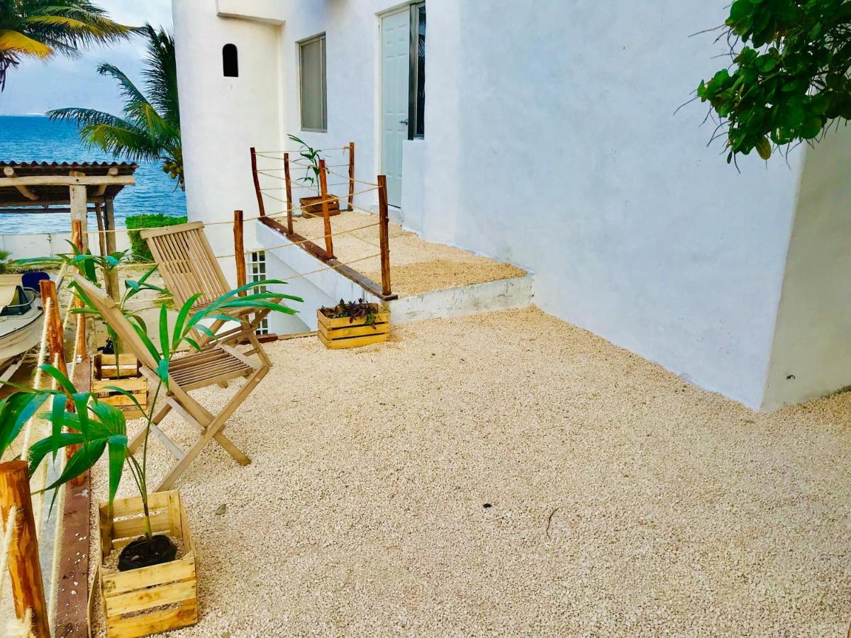 Punta Me Beach Suites Канкун Экстерьер фото