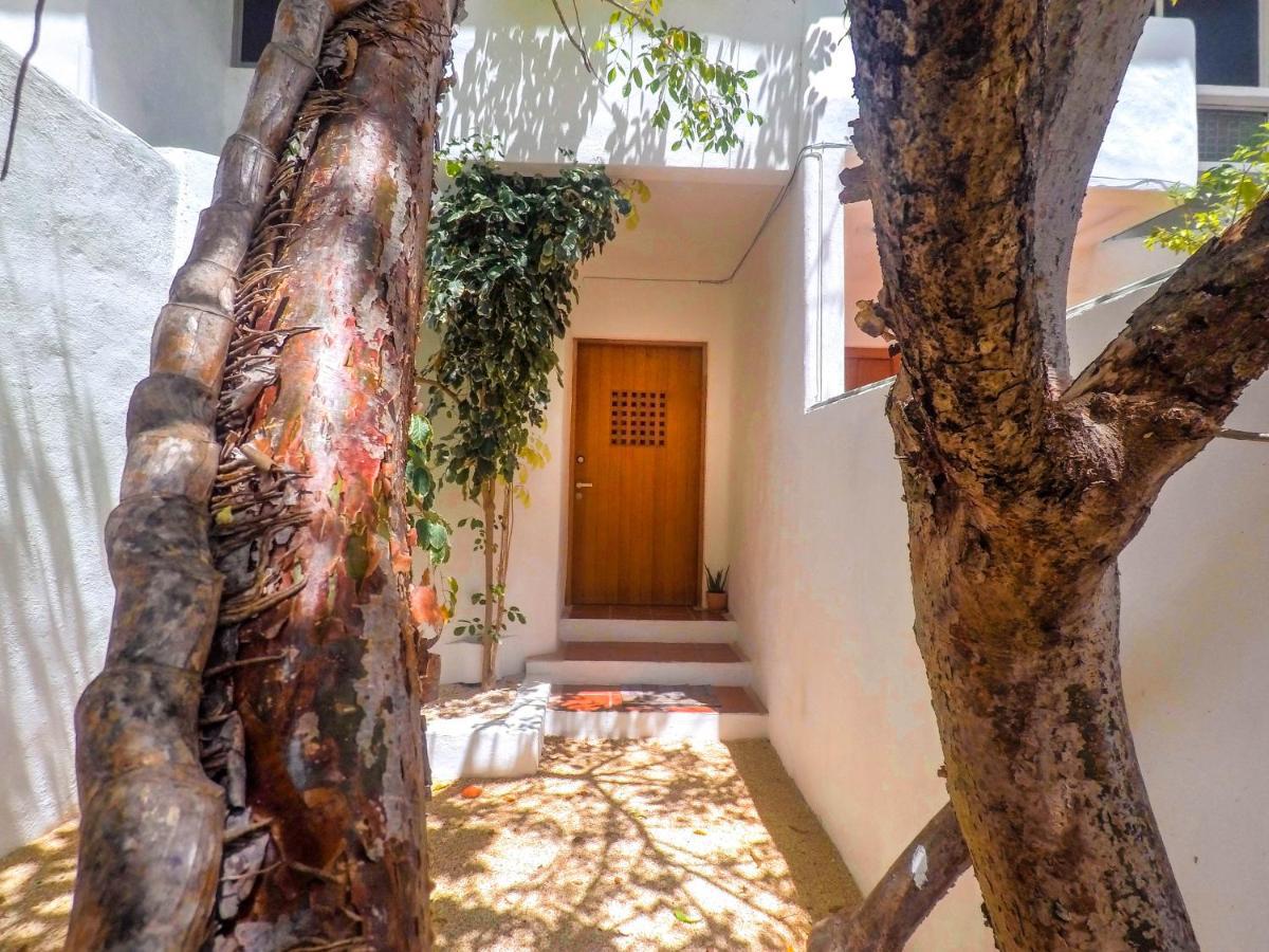 Punta Me Beach Suites Канкун Экстерьер фото