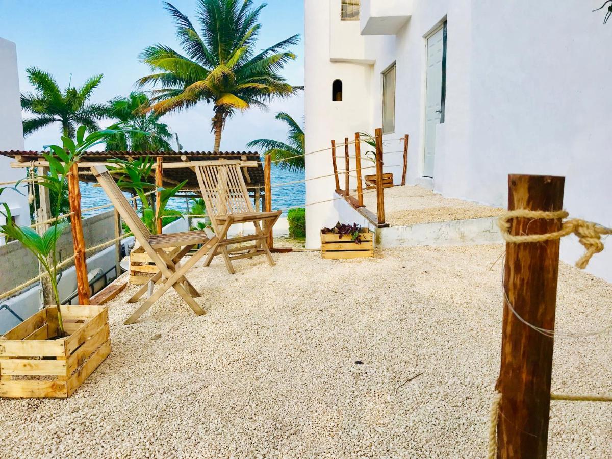 Punta Me Beach Suites Канкун Экстерьер фото