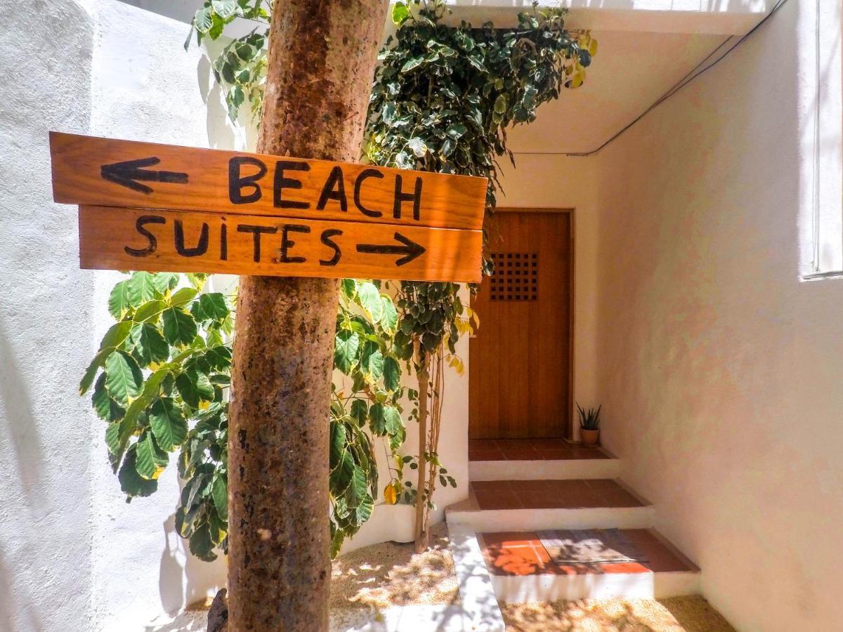 Punta Me Beach Suites Канкун Экстерьер фото