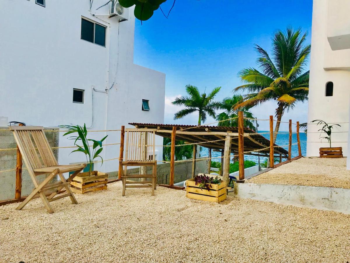 Punta Me Beach Suites Канкун Экстерьер фото