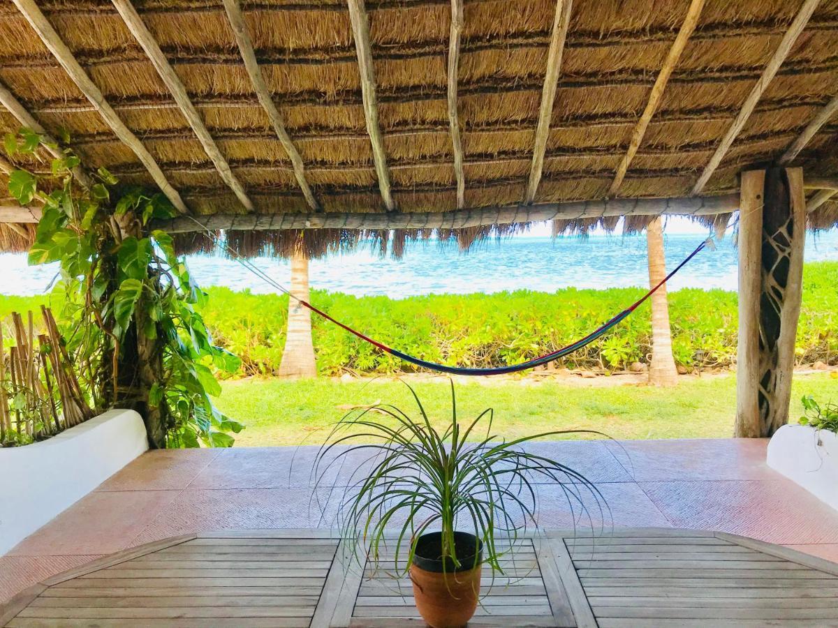 Punta Me Beach Suites Канкун Экстерьер фото