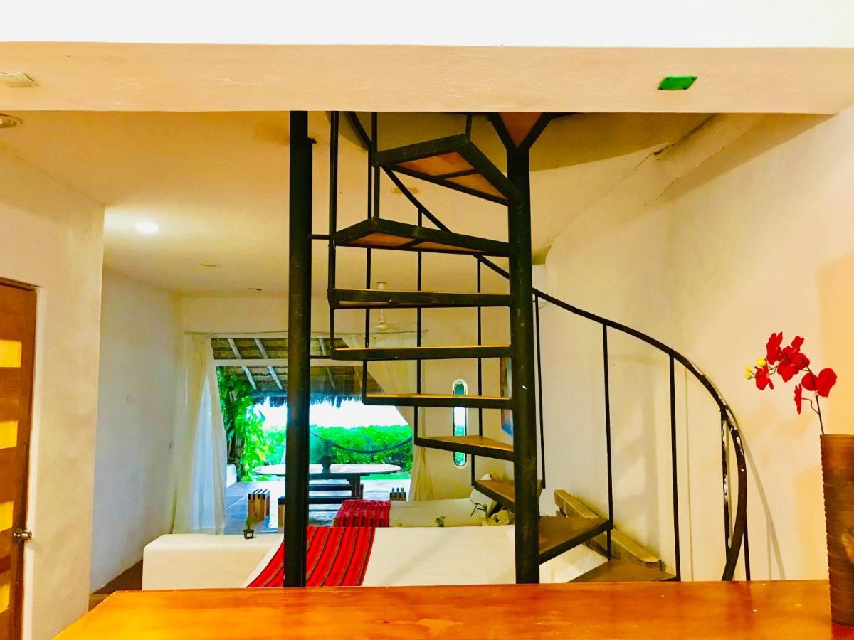 Punta Me Beach Suites Канкун Экстерьер фото